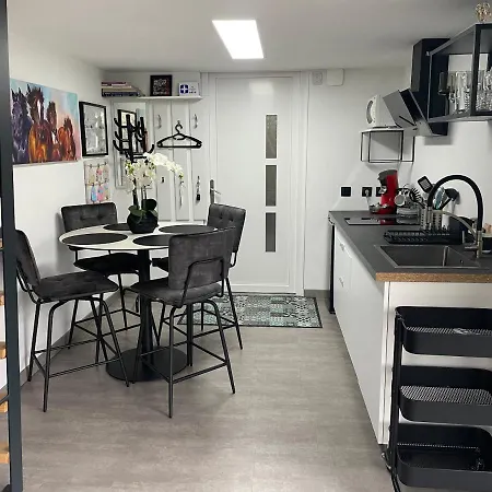 Mealsaveurs & Apartment